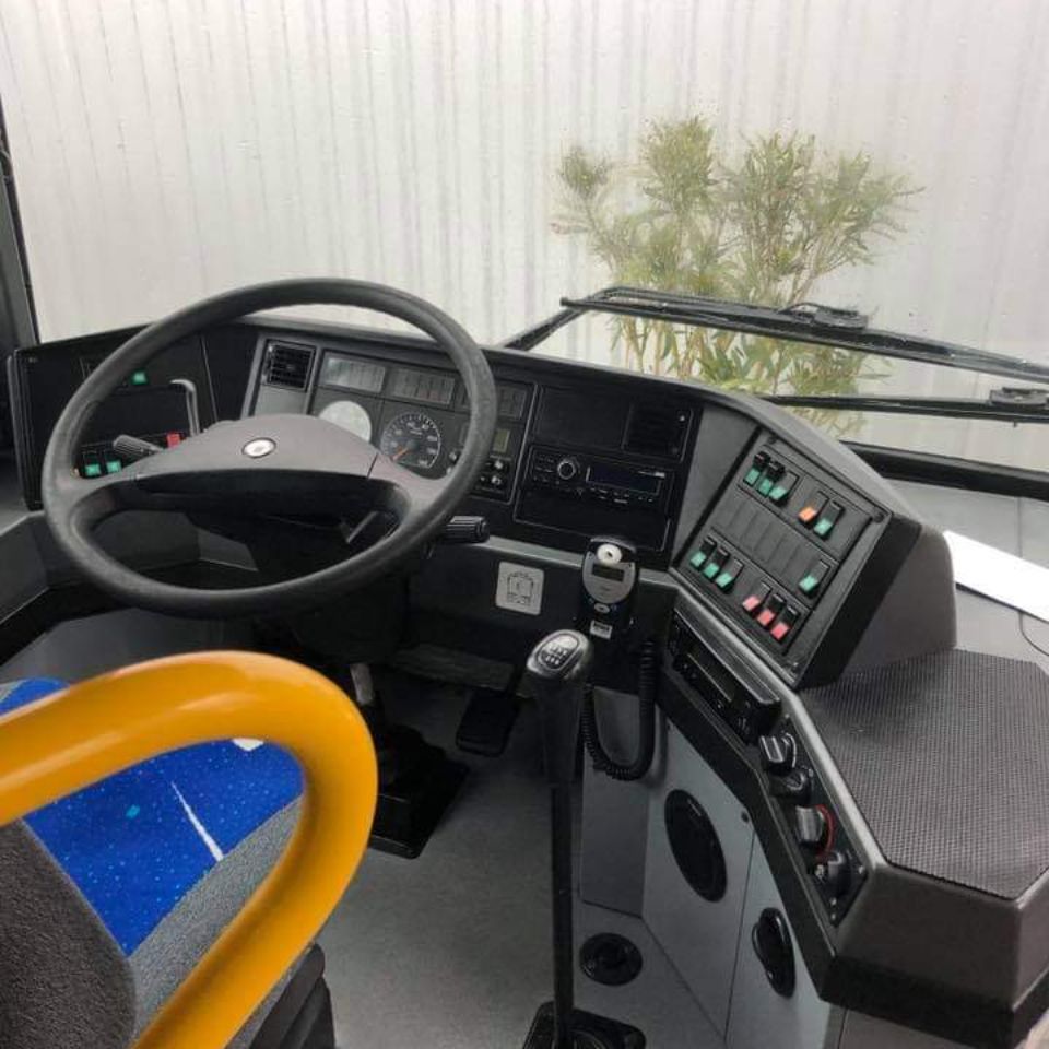 place chauffeur bus